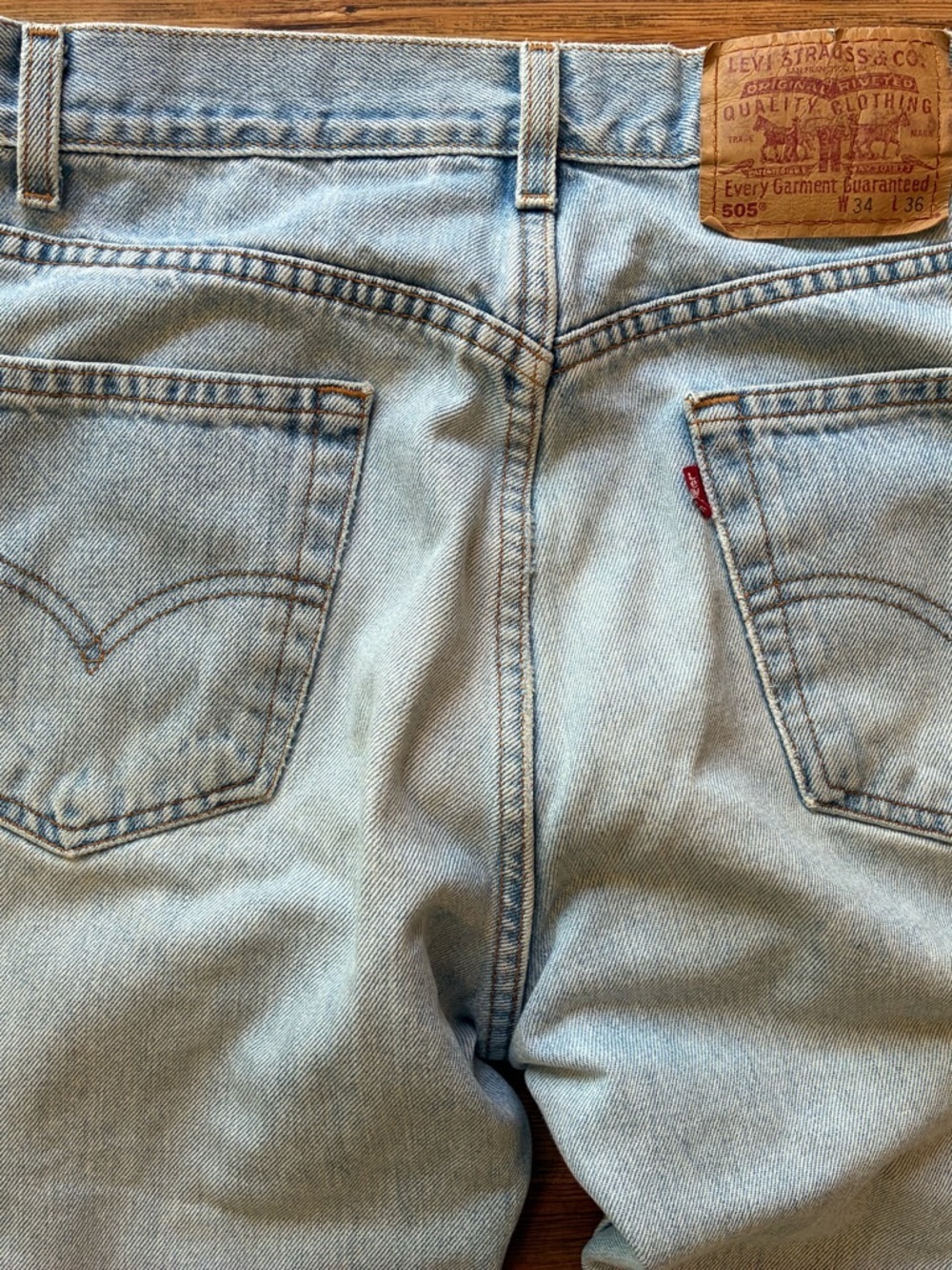 Vintage Levi’s 505 Jeans 34x36 Light Wash Faded Distressed Straight Leg Y2K - Picture 11 of 14
